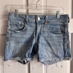 American Eagle Outfitters Light Blue Jean Shorts Size 6